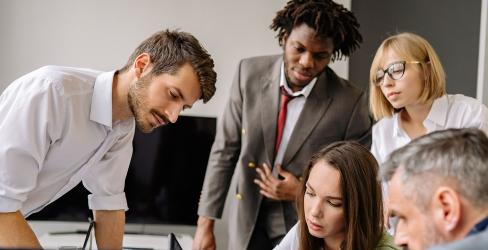 Quels sont les métiers du numérique qui recrutent le plus ? 