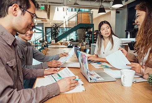 Top Formations labellisées par famille de métier : Communication, marketing et e-commerce